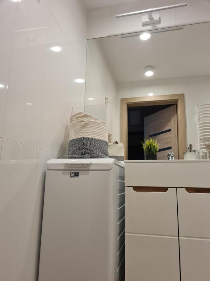 Mostowa 23 Hugo Apartment, Self Check-In 24H, Free Parking, Air-Conditioning Poznan Exterior photo